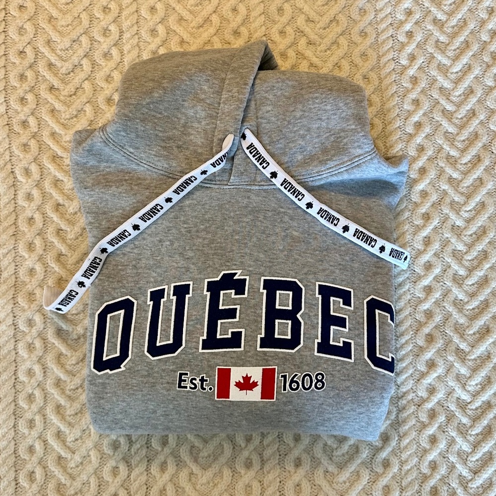 Grey Quebec Logo Hoodie Sweatshirt, XL